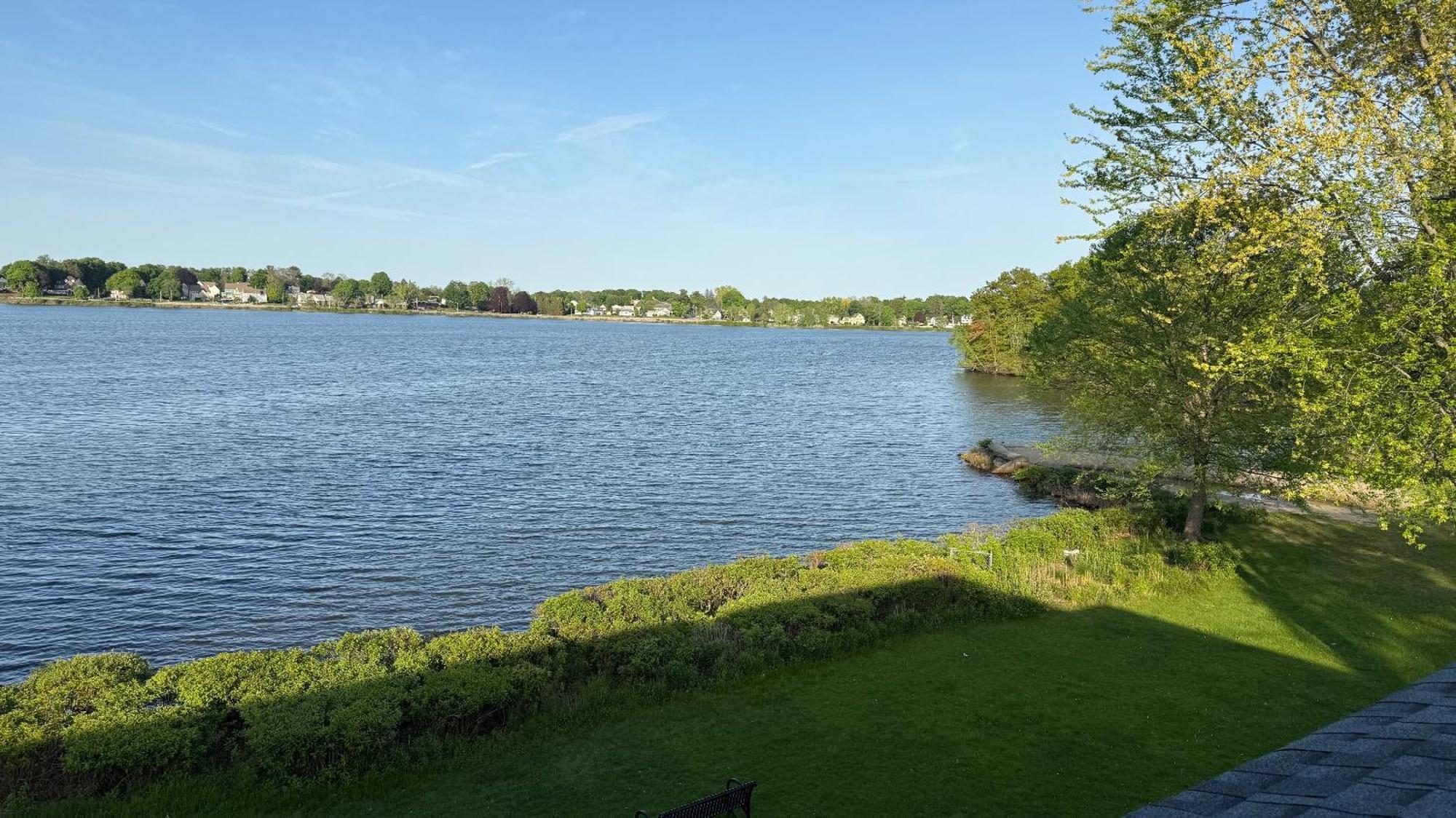 Lakeside Inn Wakefield Eksteriør bilde